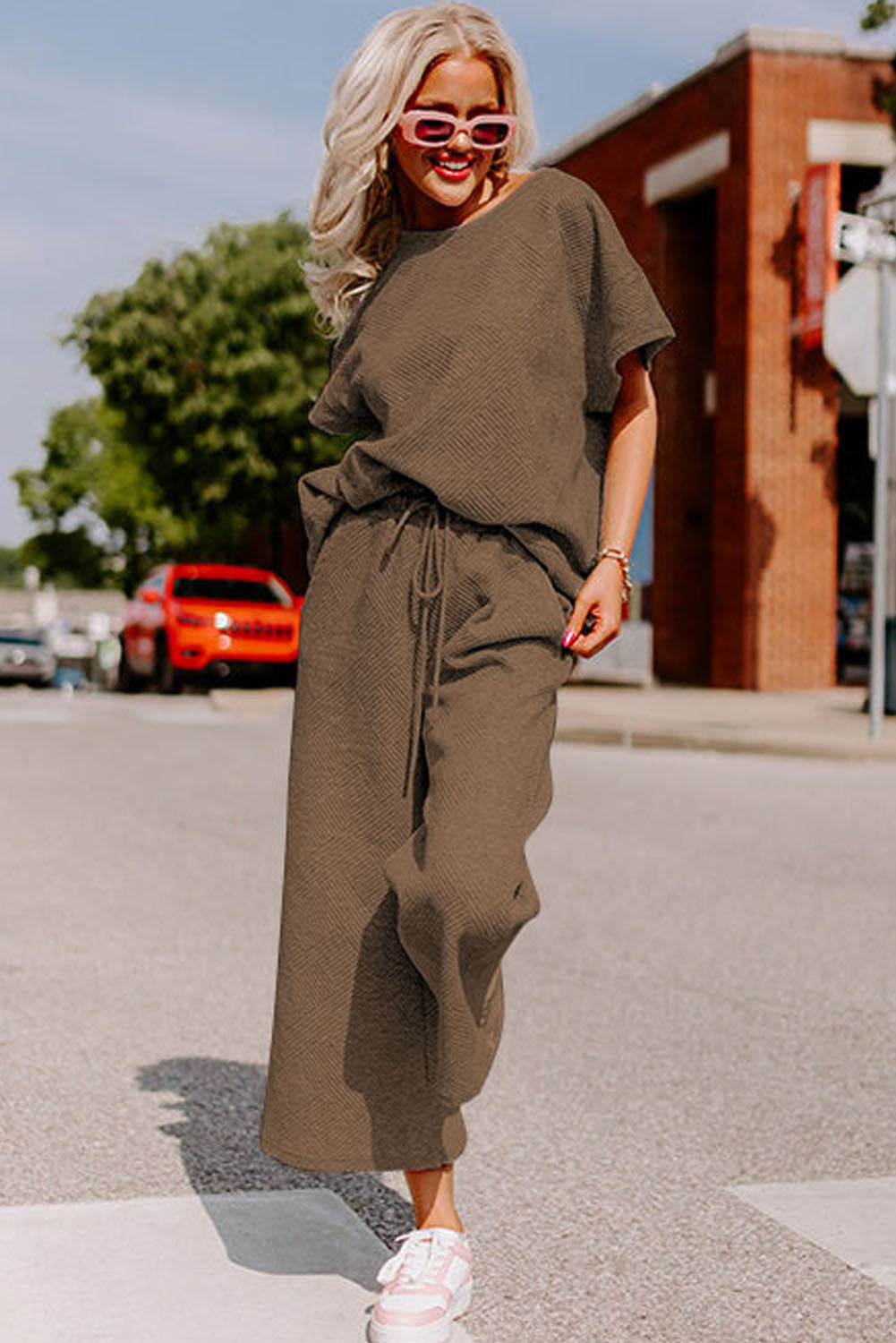 White Textured Loose Fit T Shirt and Drawstring Pants Set