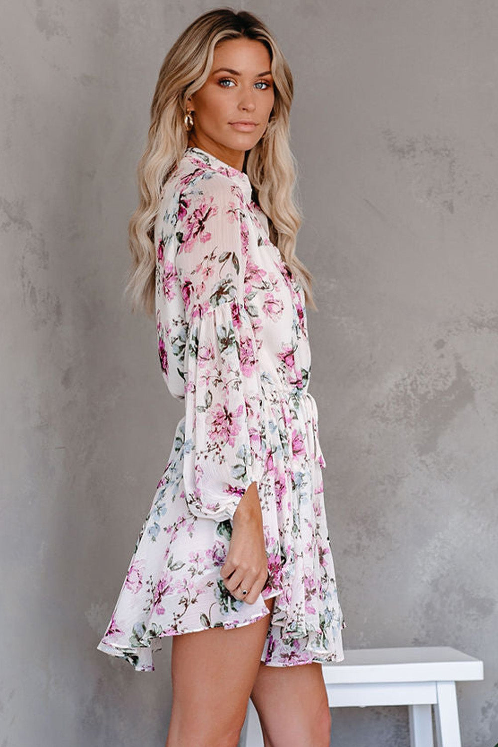 Robe fluide vintage à imprimé floral avec cordon de serrage