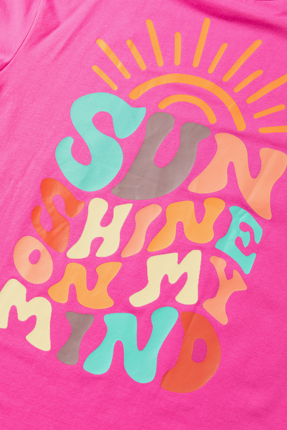 Camiseta com estampa SUNSHINE ON MY MIND rosa brilhante