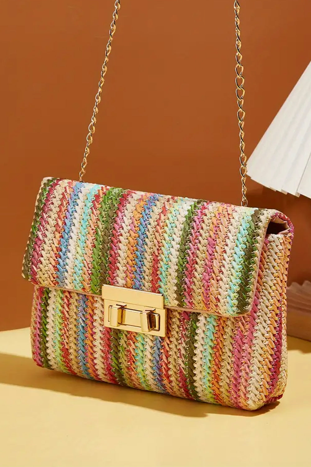 Sac à bandoulière bohème tissé multicolore avec chaîne dorée