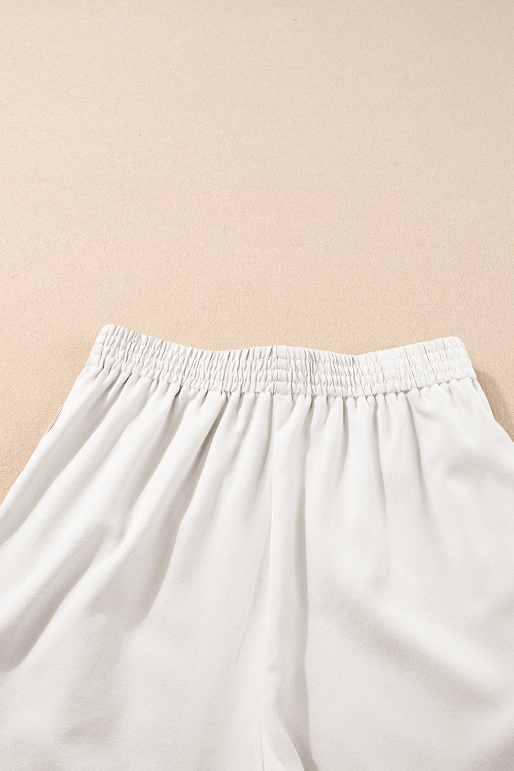 Ensemble débardeur blanc à bordure Ricrac et short à taille élastique