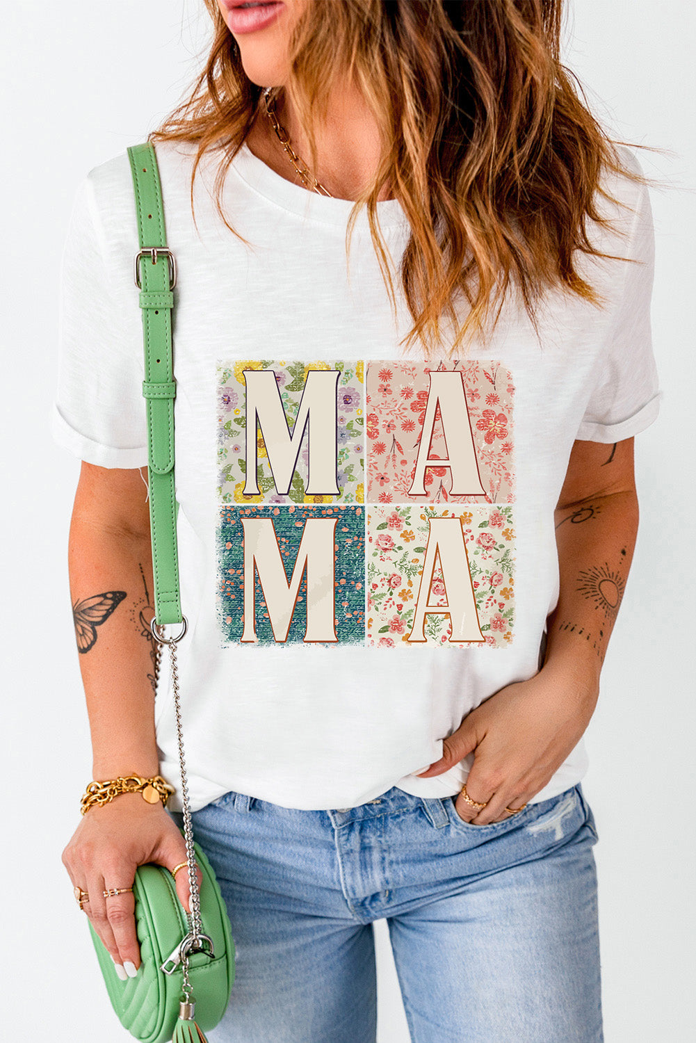 Camiseta casual com gráfico de bloco floral branco MAMA