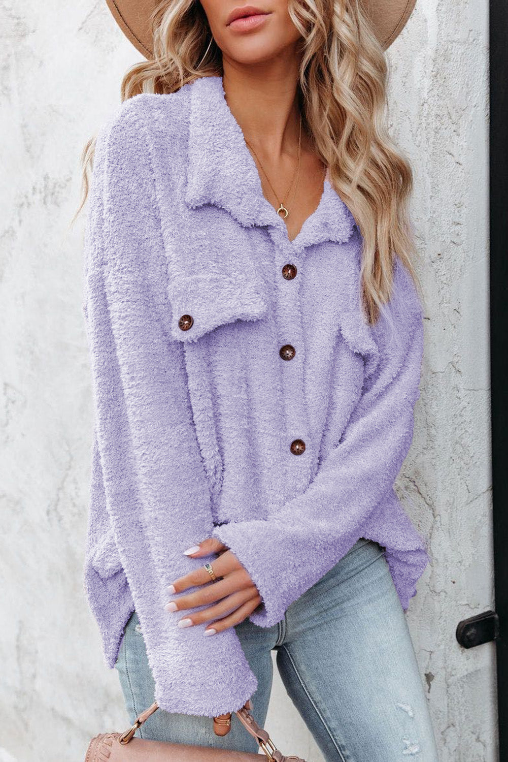 Veste chemise violette boutonnée en peluche avec poches