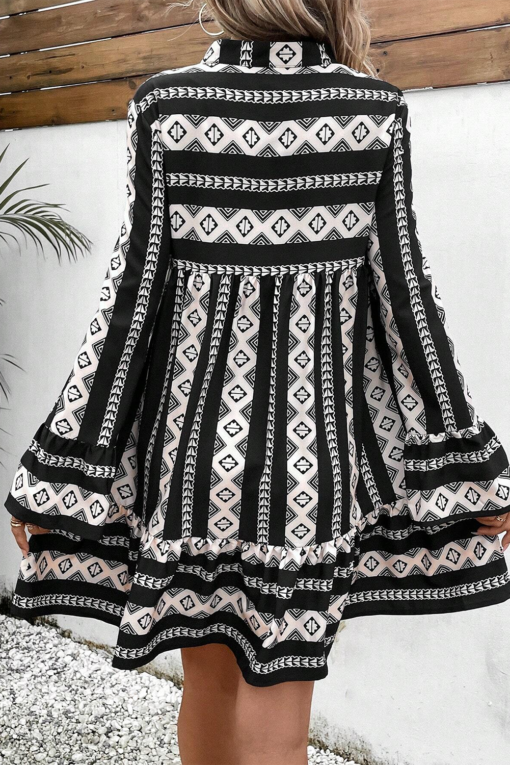 Black Boho Geometric Printed Flared Long Sleeve Mini Dress