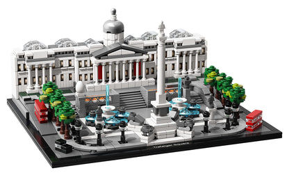 LEGO  Architecture Trafalgar Square Set, with London Landmark