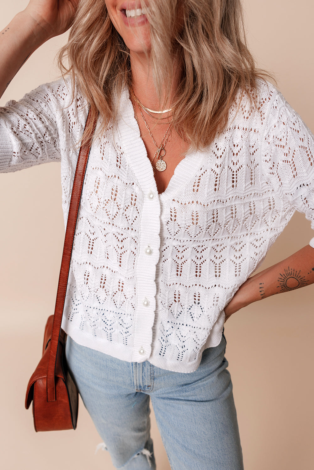 Cardigan blanc Frenchy en maille ajourée à col en V