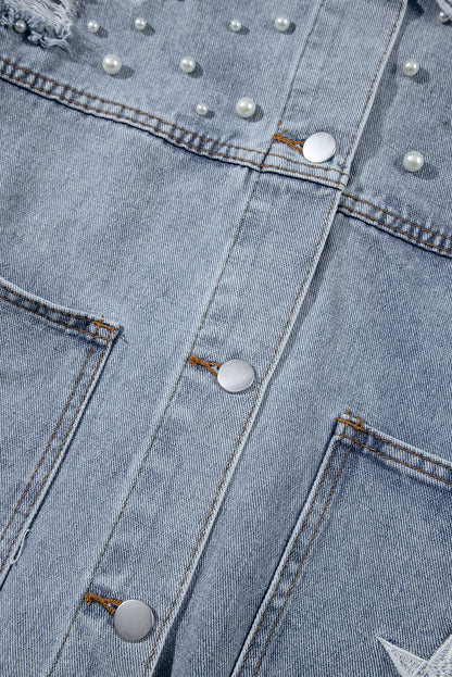 Veste en jean courte bleu ciel effet vieilli avec perles et étoiles