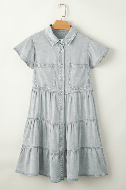 Robe en chambray à plusieurs niveaux gris clair délavé minéral avec manches à volants