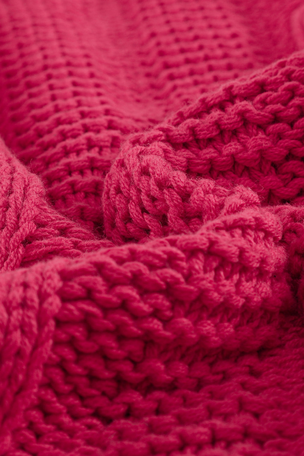 Pull en tricot tressé à col en V Rose Bubblegum