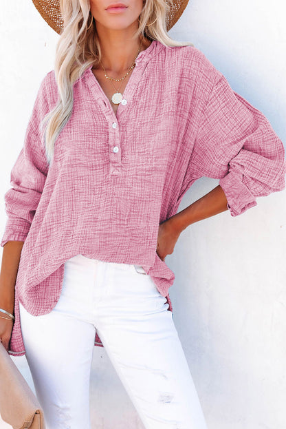 Top Henley Solto com Textura Rosa Crinkle