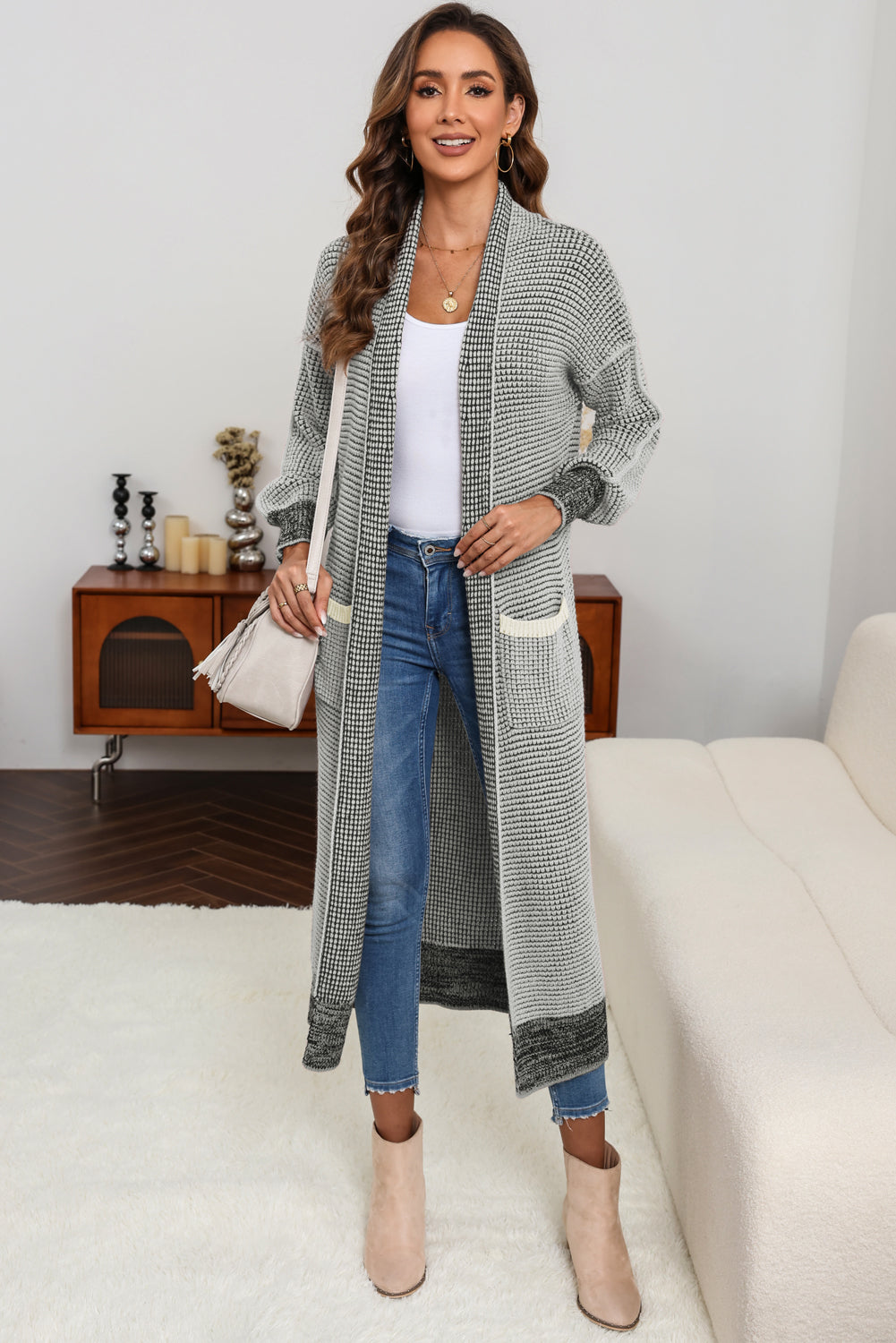 Cardigan Duster com Bolsos em Malha Texturizada Cinza