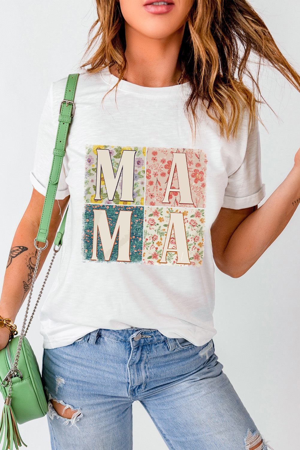 Camiseta casual com gráfico de bloco floral branco MAMA