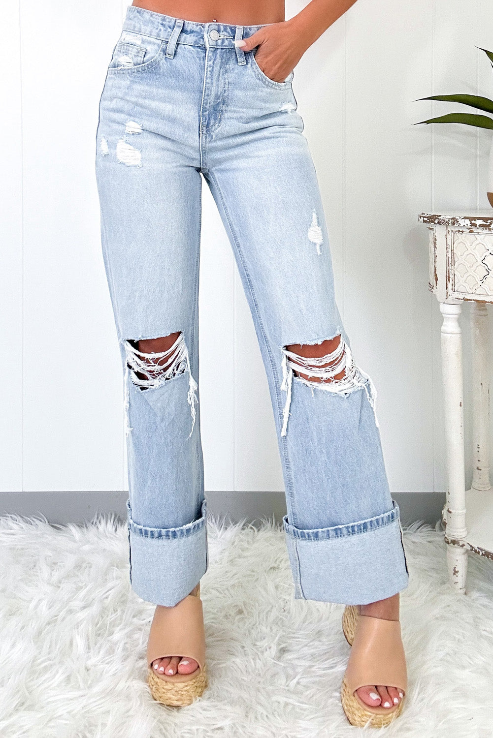 Jeans Beau Blue Light Wash desgastados Flare