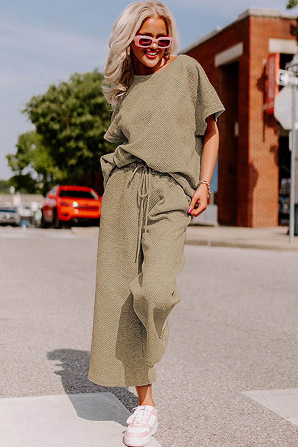 White Textured Loose Fit T Shirt and Drawstring Pants Set