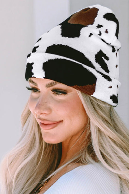 Gorro quente estampado com manchas de vaca preta