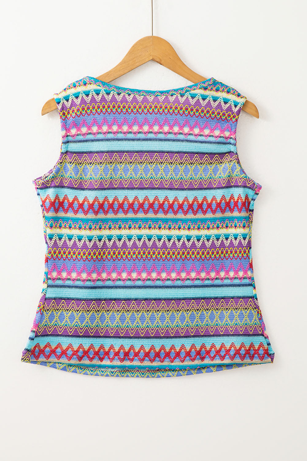 Light Blue Ethnic Wavy Pattern Round Neck Sleeveless Top