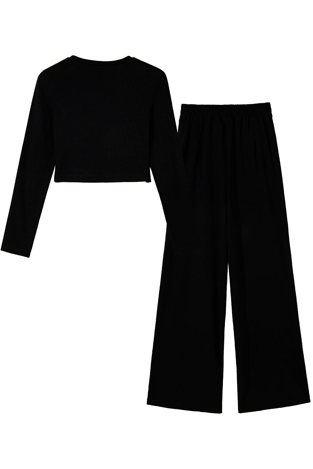 Conjunto de duas peças com top preto e calça larga